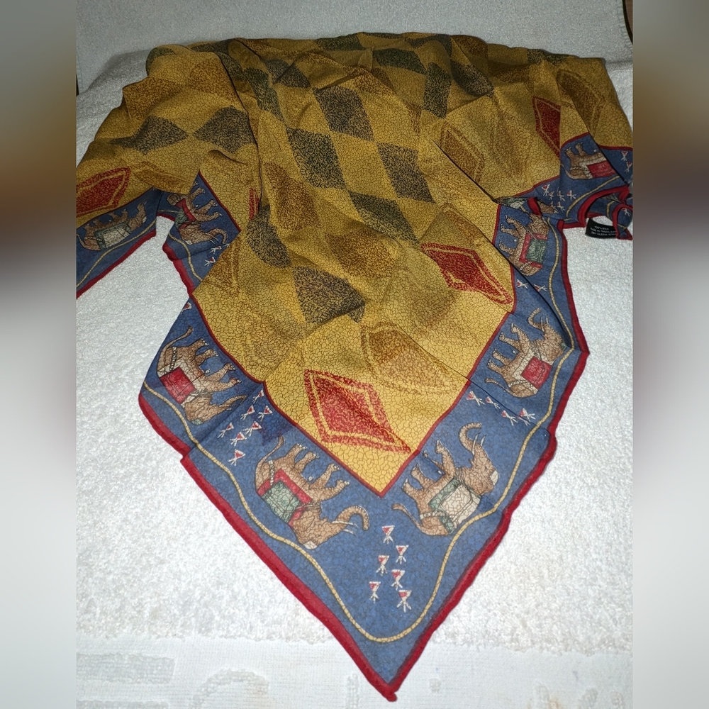 Vintage Jim Thompson luxury designe elephant silk scarf.